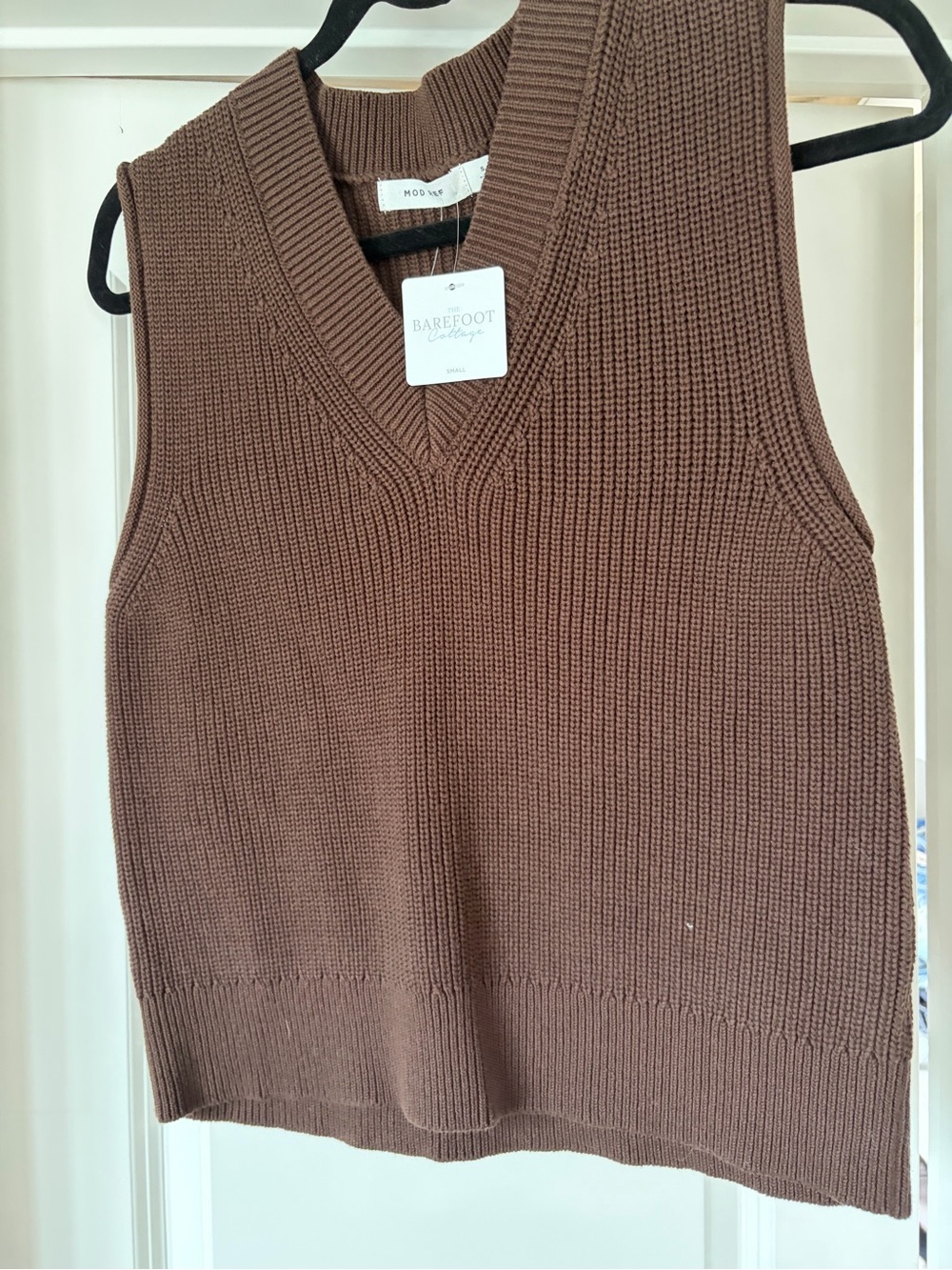 NWT Mod Ref brown sweater vest